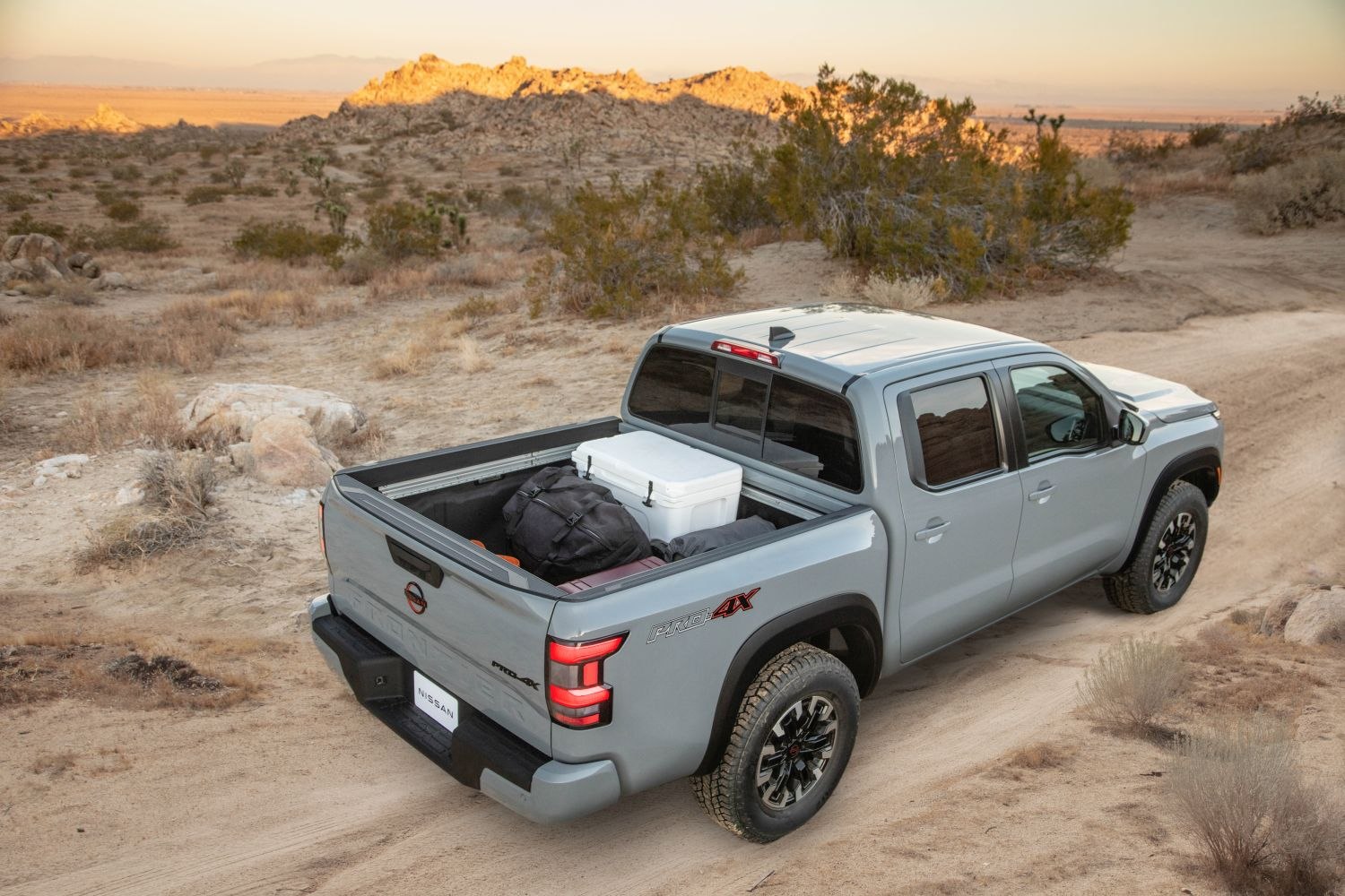 Nissan Frontier technical specifications and fuel economy